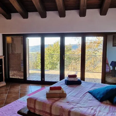 Tenuta Monte La Guardia Farm stay *